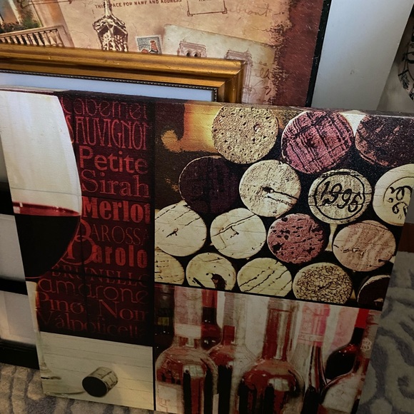 Wall decor - Picture 6 of 9